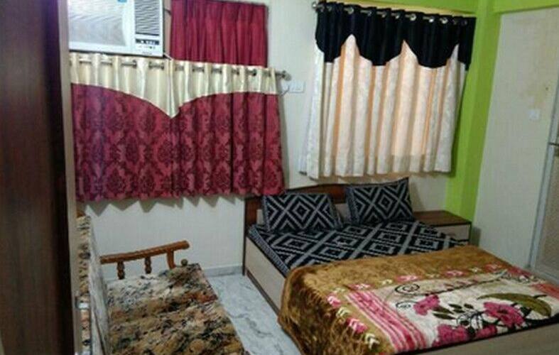 Hotel Honey Bunny, Ahmedabad 1